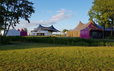 Tent | Festival | Vlonder | Statafels | Parasol | Vlaggen | Highdisc